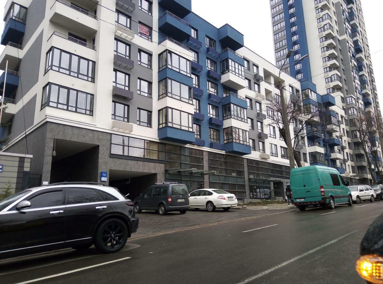 Perfect Apartments M Polytech, Ohmatdet, Parking Kyiv Exterior foto
